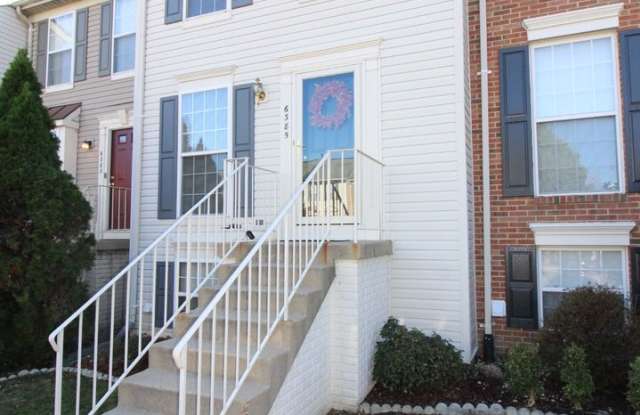 Terrific TownHome in Super Convenient Springfield Location! photos photos