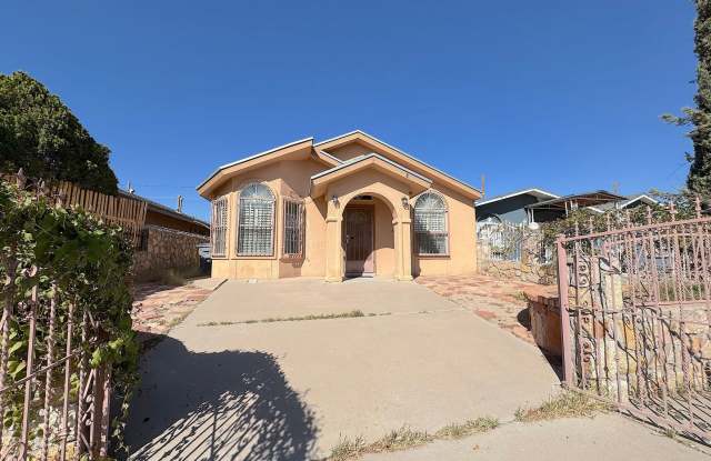 Refrig A/C 2 Bed/2Bath! photos photos