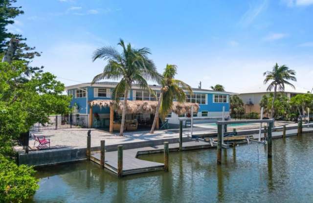 21633 Widgeon Terrace - 21633 Widgeon Terrace, Fort Myers Beach, FL 33931
