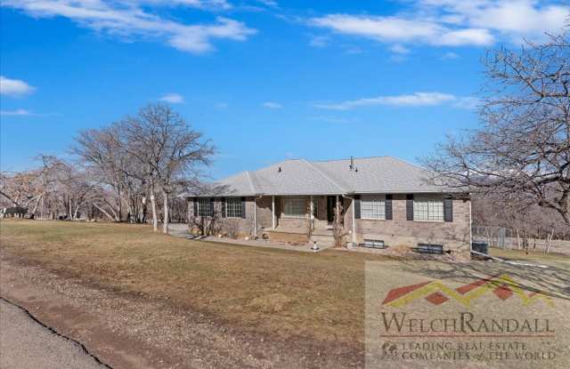 Spacious Single-Family Home in Woodland Hills - 660 Woodland Hills Drive, Woodland Hills, UT 84653