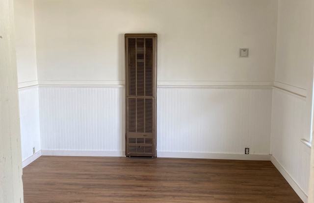 211 Plateau Ave Gallery 2