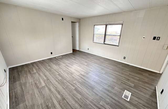 3 Bedroom 2 Bathroom 2 Car Garage Gallery 4