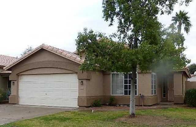 61 N DEL PUEBLO Place - 61 North Del Pueblo Place, Chandler, AZ 85226