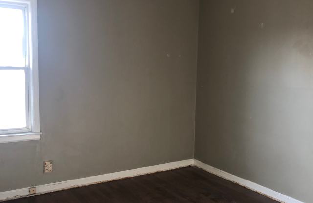 3014 21st Ct Gallery 4