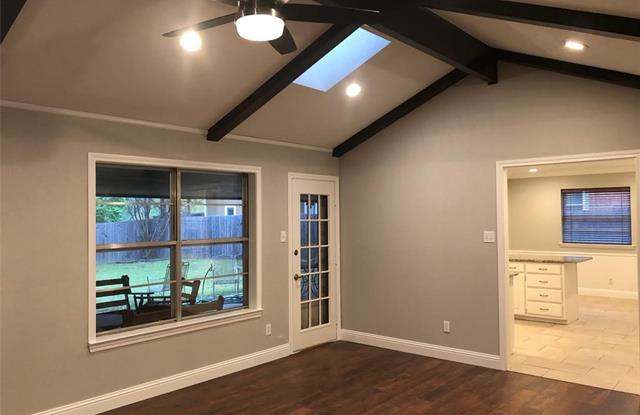 522 Live Oak Drive Gallery 4