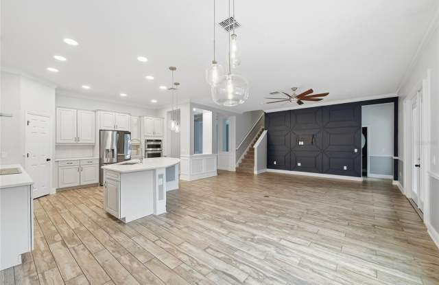 12688 SALOMON COVE Drive Gallery 3
