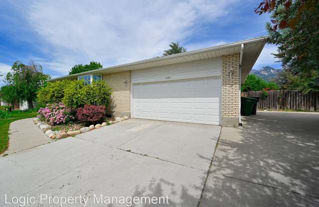 8489 S. Sun Valley Drive Gallery 2