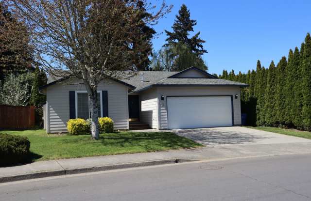 Spacious 3-Bedroom Single Level Home for Rent - 7218 NE 65th Pl photos photos