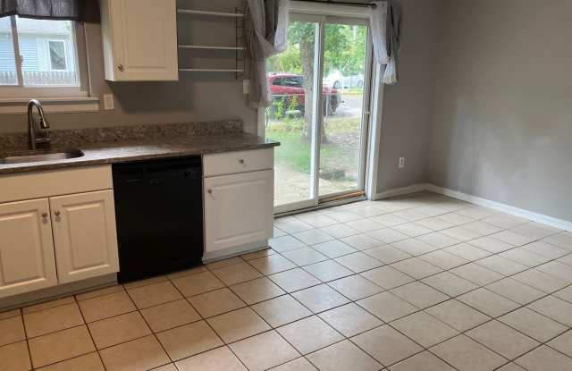130 CLUBHOUSE Gallery 4