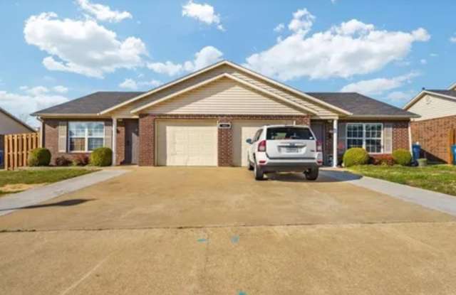 2 bedroom 1 bath duplex with 1 car garage photos photos