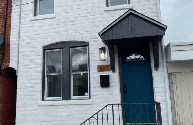 3 Bedroom 2.5 Bath Home Available For Rent photos photos