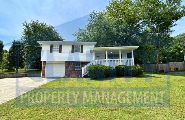 House with basement garage! photos photos