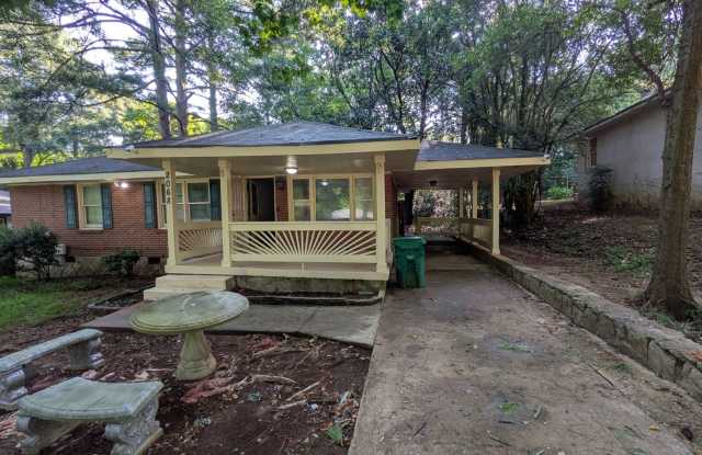 2068 E Lilac Ln - Cozy 3 Bedroom Home with Huge Backyard in Decatur, GA photos photos 2068 E Lilac Ln - Cozy 3 Bedroom Home with Huge Backyard in Decatur, GA photos photos