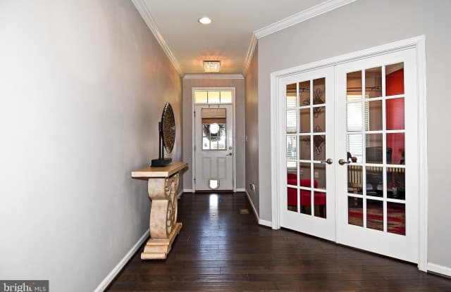 4516 ELLERY COURT Gallery 4