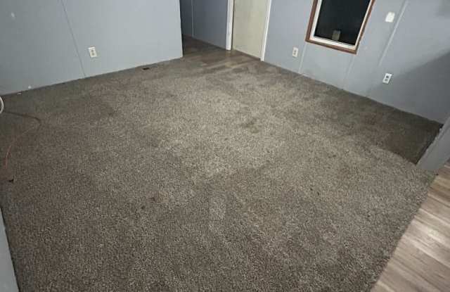 3 Bed / 1 Bath – Orangefield ISD – $795/mo Gallery 4