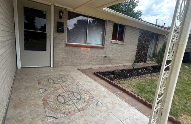 4 Bed, 3 Bath 1 Car Garage Gallery 4