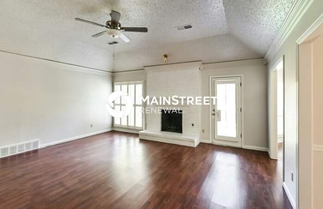 4705 Falling Oak Cove Gallery 2