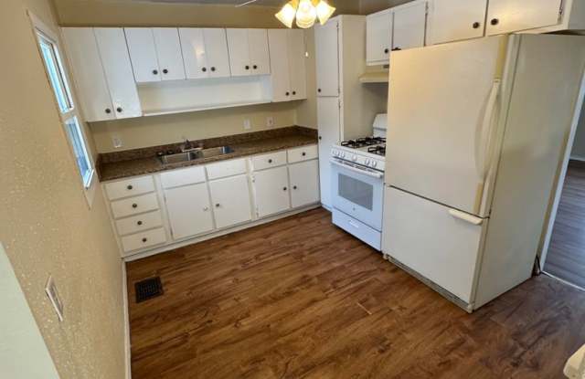 2 Bedroom House - 1514 North Horsman Street, Rockford, IL 61101
