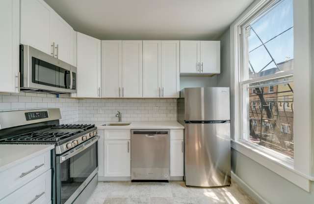 1139 Summit AveApartment 4 Gallery 2