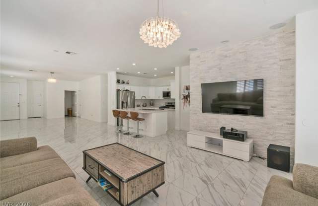 276 Crooked Tree Drive Gallery 1