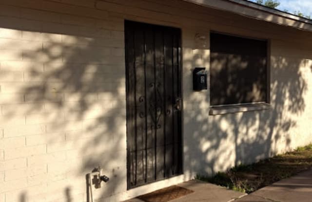 2213 West Adams Street - 2213 West Adams Street, Phoenix, AZ 85009