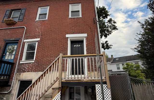 324 W CHESTNUT Street photos photos
