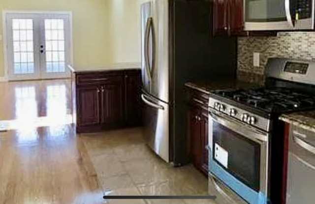 312 RANDOLPH AVE photos photos