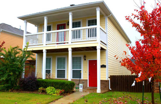 Available August 1st! 4-Bedroom, 3.5-Bathroom Home in Rupple Row photos photos