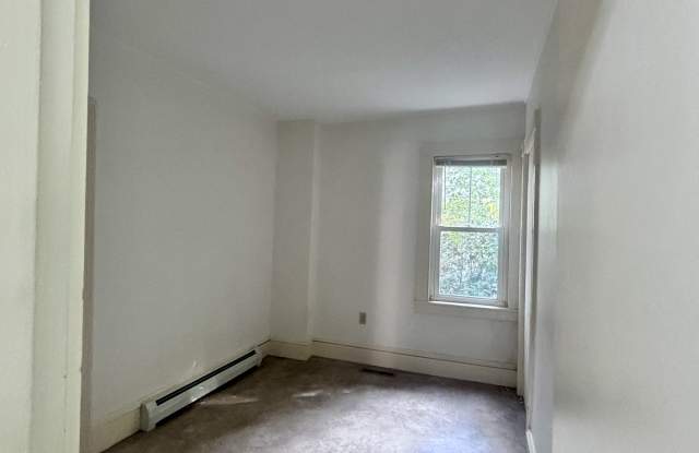 94 Washington Street Gallery 4