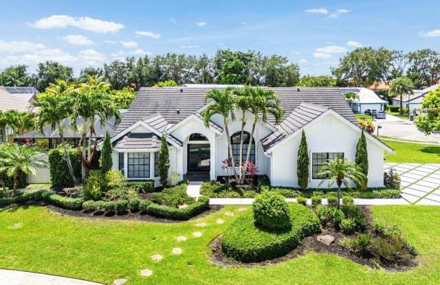 2470 Sandstone Court photos photos