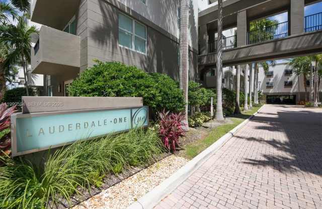 2401 NE 65th St photos photos