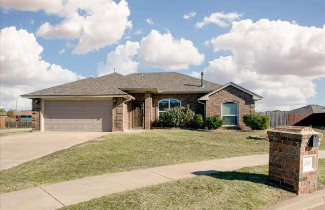 4904 Southwest Malcom Road photos photos