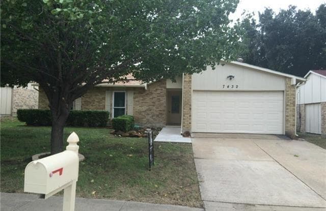 7432 Sandhurst Lane S - 7432 South Sandhurst Lane, North Richland Hills, TX 76182