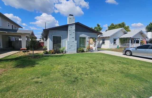 Charming house in Dinuba photos photos