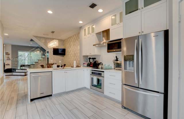 1364 W Harbor View W 0, Hollywood, FL 33019 - 1364 Harbor View West, Hollywood, FL 33019 1364 W Harbor View W 0, Hollywood, FL 33019 - 1364 Harbor View West, Hollywood, FL 33019