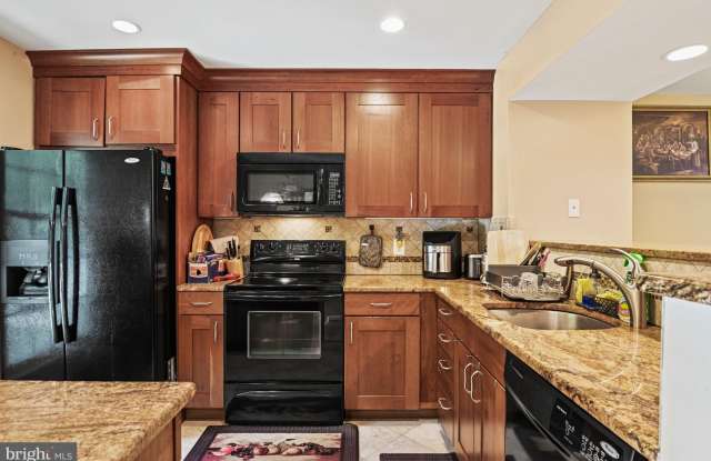 6586 SKYLEMAR Trail Gallery 4