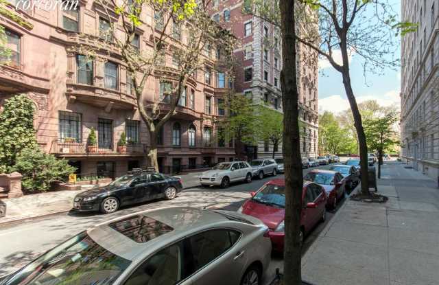 10 West 75th Street Gallery 4