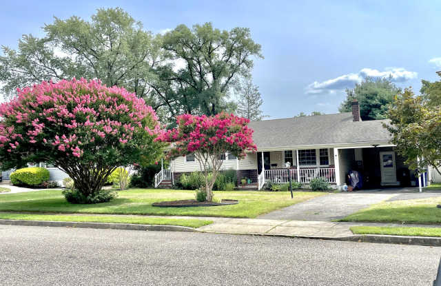 105 Suburban Drive photos photos