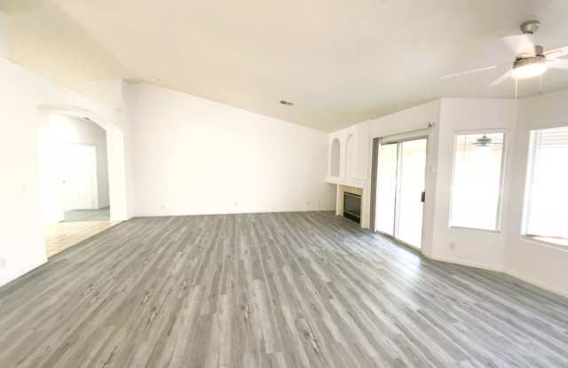 3 bedroom 2 Bath home in Henderson! Gallery 4