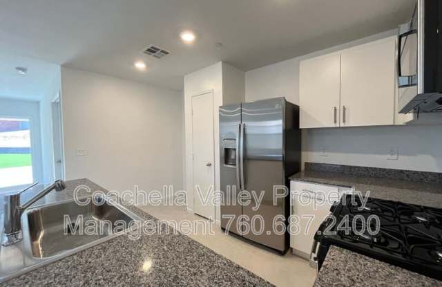 79225 Valor Ln Gallery 4