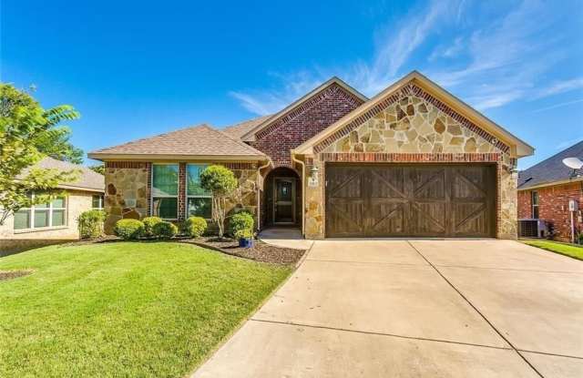 3003 Greenway Drive - 3003 Greenway Drive, Burleson, TX 76028