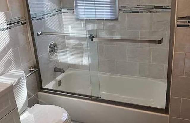 18 Benton St photos photos