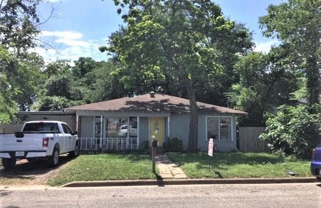 410 Carroll St - 410 South Carroll Street, Athens, TX 75751