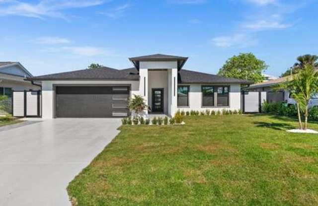 Beautiful 2 Bedroom 2 Bath In Naples photos photos