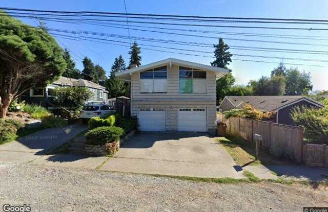 Charming 3 Bed 2 Bath Home with 2-Car Garage in Maple Leaf photos photos Charming 3 Bed 2 Bath Home with 2-Car Garage in Maple Leaf photos photos