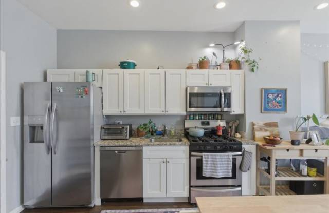 1654 West Cortland St. photos photos