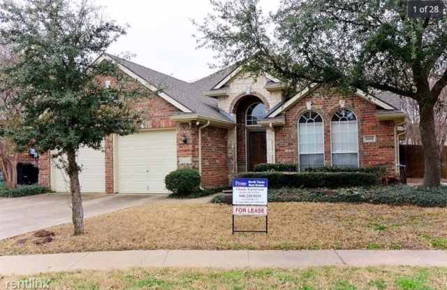 1602 Creekside Dr - 1602 Creekside Drive, Corinth, TX 76210