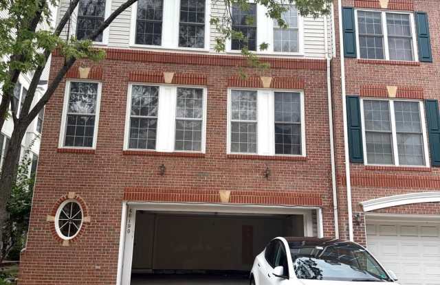 46190 WALPOLE Terrace Gallery 1