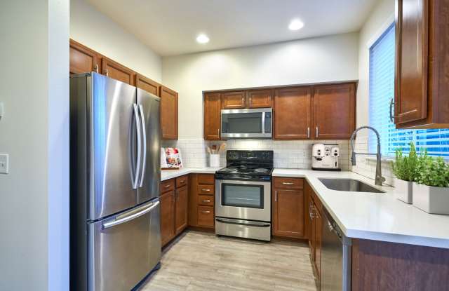 Sedona Townhomes Gallery 1