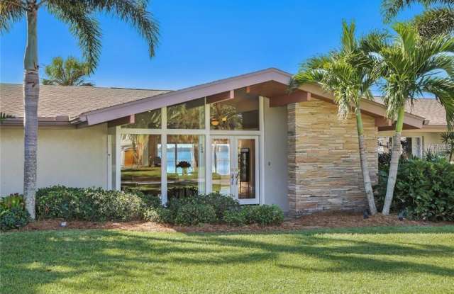 7798 HOLIDAY DRIVE - 7798 Holiday Drive, Sarasota County, FL 34231
